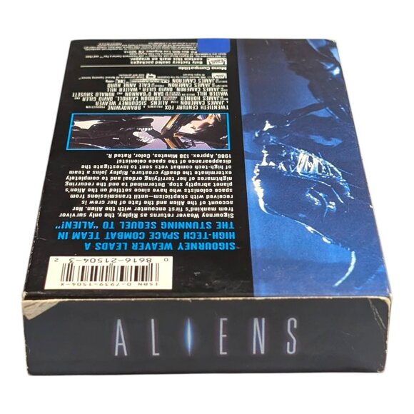 Aliens (VHS 1992) Movie Sigourney Weaver James Cameron Very Good - Picture 4 of 6